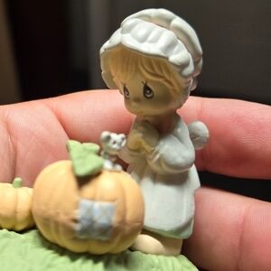 Precious Moments miniature figurine